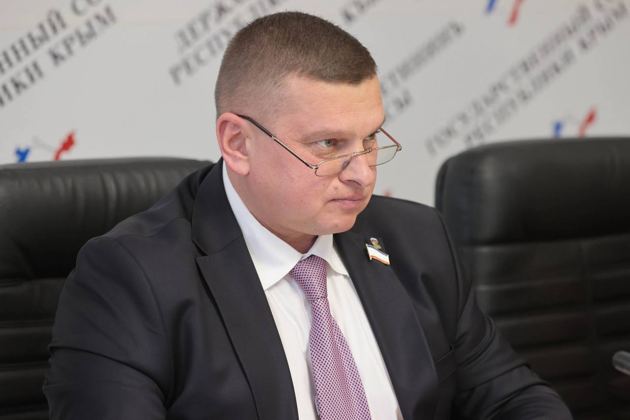 Комитет Государственного Совета Республики Крым по курортам и туризму Комитет Государственного Совета Республики Крым по курортам и туризму