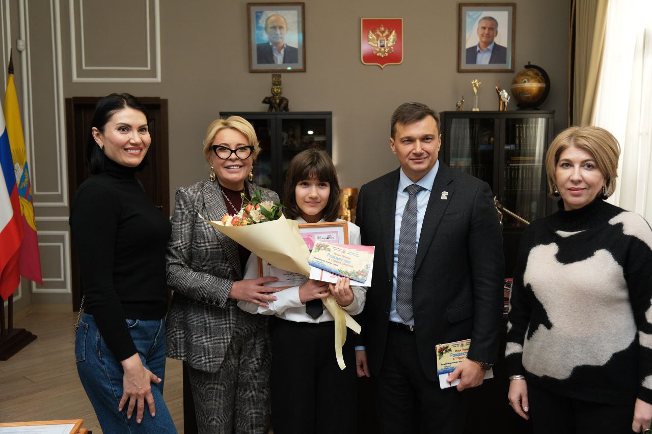 Янина Павленко: Поздравили ялтинских звёздочек – шестерых прекрасных ребят, которые достойно представили регион на конкурсе «Преград нет» Янина Павленко: Поздравили ялтинских звёздочек – шестерых прекрасных ребят, которые достойно представили регион на конкурсе «Преград нет»