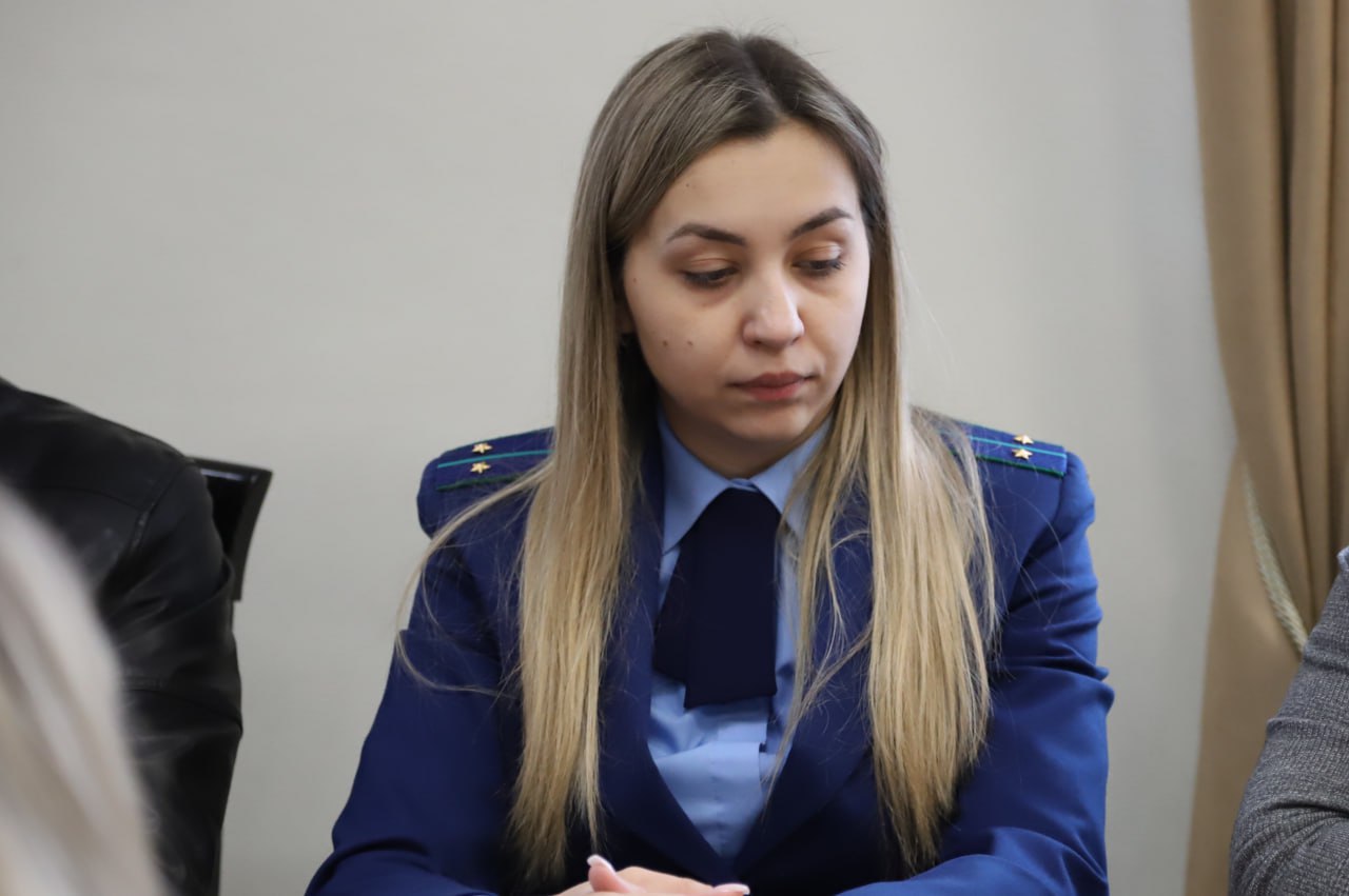 На очередном заседании рабочей группы Межведомственной комиссии Республики Крым, посвящённом борьбе с неформальной занятостью и легализации заработной платы в Бахчисарайском районе, были рассмотрены основные вопросы... На очередном заседании рабочей группы Межведомственной комиссии Республики Крым, посвящённом борьбе с неформальной занятостью и легализации заработной платы в Бахчисарайском районе, были рассмотрены основные вопросы...