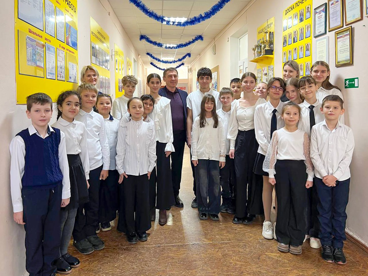 Юрий Гоцанюк: В Лучистовской школе им. Героя Советского Союза В. З. Строкова возведен новый модульный спортивный зал — первый за всё время существования школы Юрий Гоцанюк: В Лучистовской школе им. Героя Советского Союза В. З. Строкова возведен новый модульный спортивный зал — первый за всё время существования школы