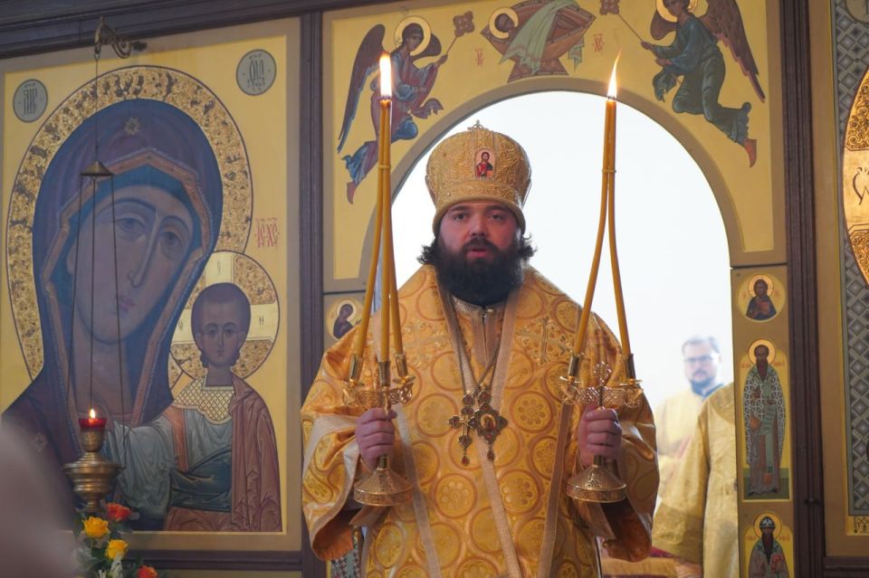 Сегодня весь православный мир отмечает День Святого Николая Чудотворца — большой церковный праздник в честь одного из самых почитаемых святых в христианстве Сегодня весь православный мир отмечает День Святого Николая Чудотворца — большой церковный праздник в честь одного из самых почитаемых святых в христианстве