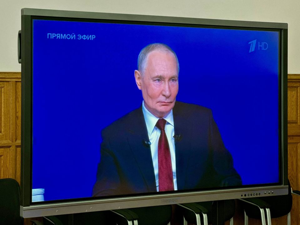 Владимир Немцев: Традиционно следим за «Итогами года с Владимиром Путиным» Владимир Немцев: Традиционно следим за «Итогами года с Владимиром Путиным»