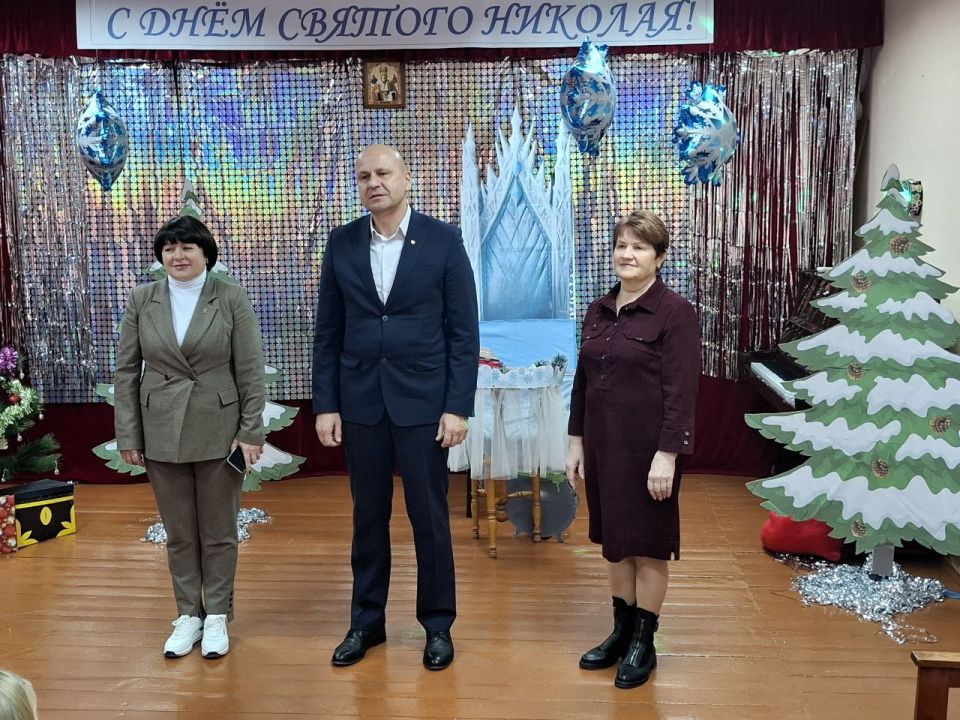 ��������� ��������: ����������� 19 ������� � ��������� �������� ���������� ��. �.�. ���� ������ ����������� ��� �����-����� � �����, ���������� ��� ��������� ���������, ������������ �� ��� ��������� ������� ����������