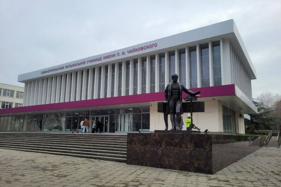 Алла Пономаренко на награждении лауреатов конкурса «Молодые дарования России» Алла Пономаренко на награждении лауреатов конкурса «Молодые дарования России»