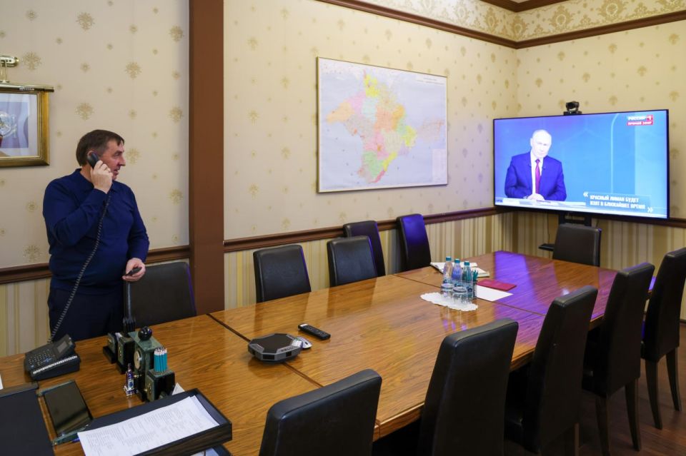 "Итоги года с Владимиром Путиным" — прямой и честный разговор с народом, СМИ "Итоги года с Владимиром Путиным" — прямой и честный разговор с народом, СМИ