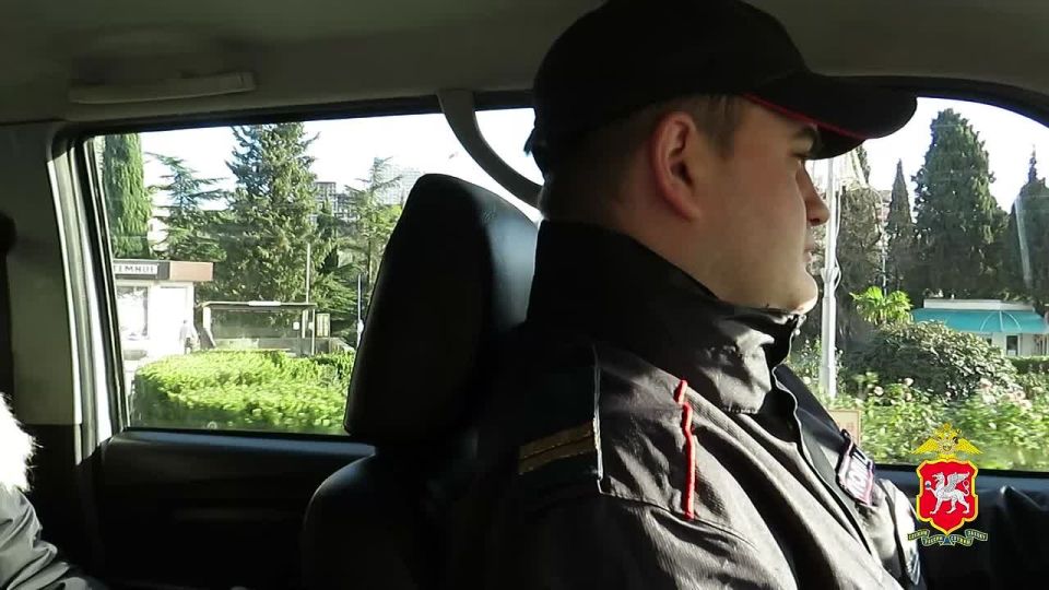 Будущие защитники правопорядка в гостях у алуштинской полиции