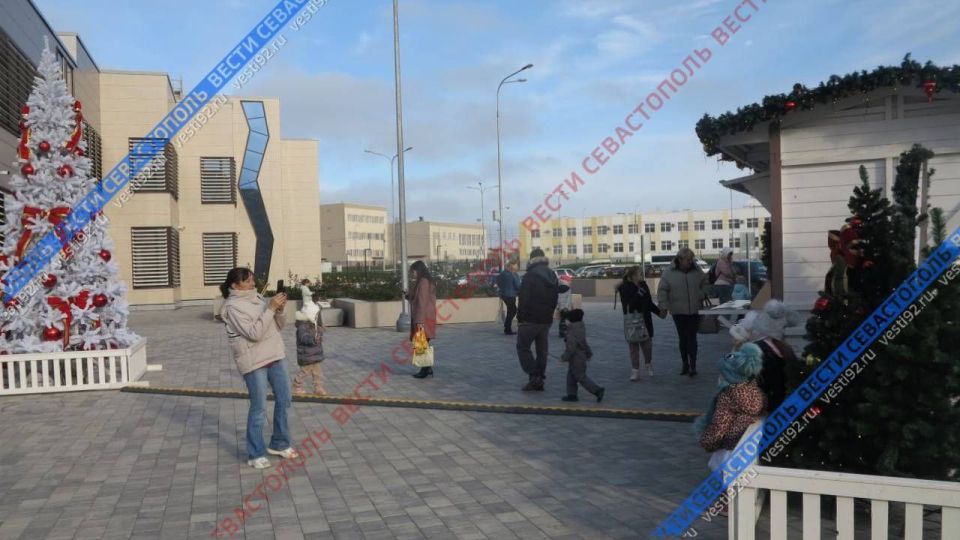 Новогодняя ярмарка в микрорайоне «Бухта Казачья» Новогодняя ярмарка в микрорайоне «Бухта Казачья»