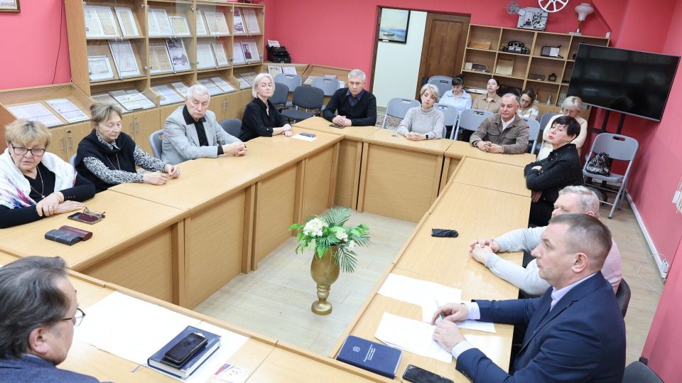 Общественный совет при Госкомитете по делам архивов провел заседание в обновленном составе Общественный совет при Госкомитете по делам архивов провел заседание в обновленном составе