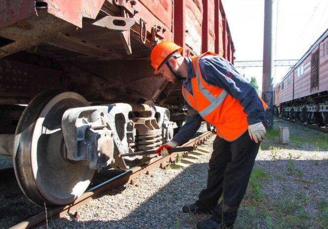 После прокурорской проверки железнодорожникам выплачена индексация заработной платы на сумму более 26 млн рублей