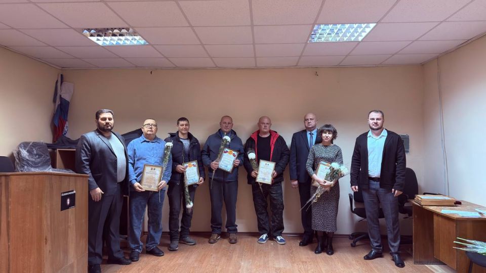 Антон Кравец: Дорогие друзья!. Сегодня мы отмечаем важный профессиональный праздник — день энергетика