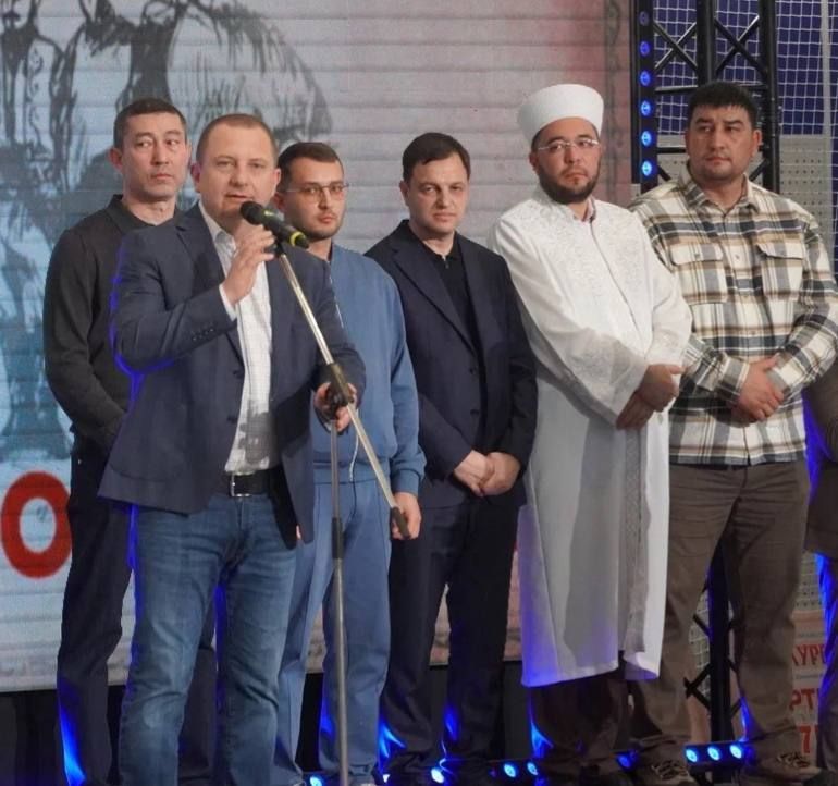 ����� ����������: � �������� �������� � ���������� ���� ������ ������ ������������� �����������