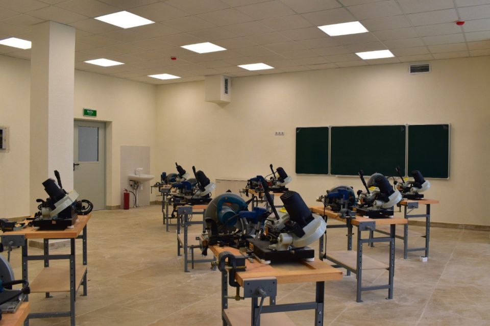 Эдуард Щёголев: В микрорайоне Челноковского массива Феодосии завершается строительство школы на 800 мест Эдуард Щёголев: В микрорайоне Челноковского массива Феодосии завершается строительство школы на 800 мест