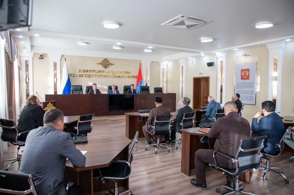 � ���� ������ �� �.����������� �������� ������� ���������� ���������������� � �������������������� ��������, ��������������� ����������� � ����������