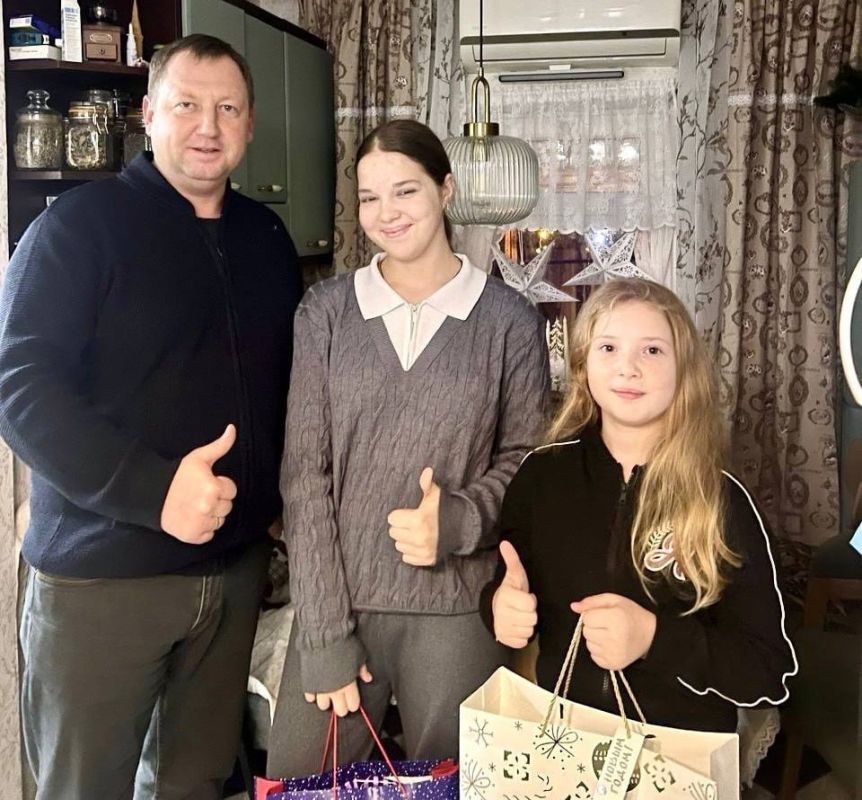 Муниципальная акция «Елка желаний» продолжается Муниципальная акция «Елка желаний» продолжается