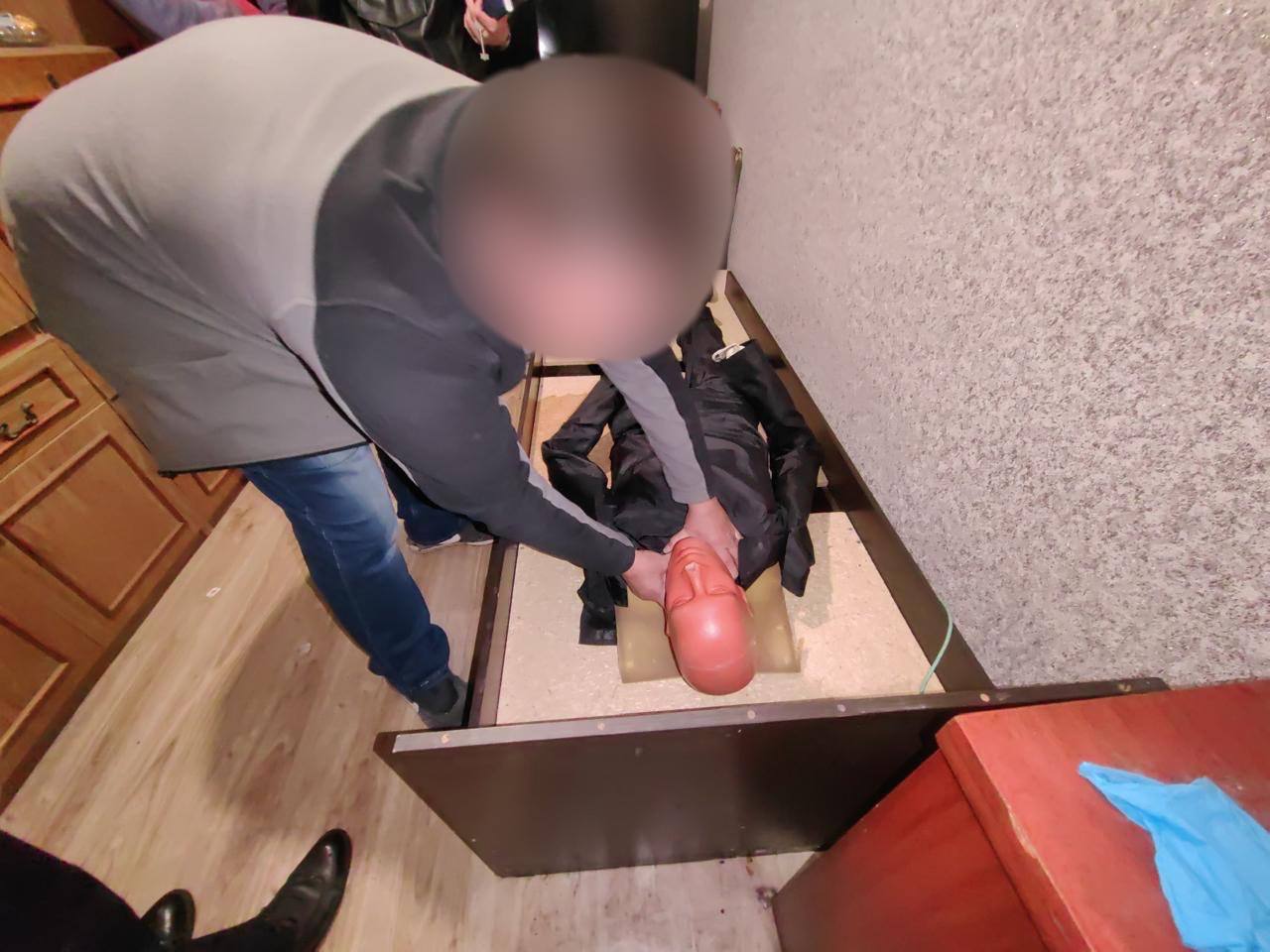 В Симферопольском районе направлено в суд уголовное дело об убийстве пожилой матери её сыном В Симферопольском районе направлено в суд уголовное дело об убийстве пожилой матери её сыном