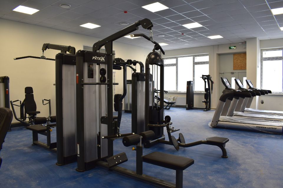 В микрорайоне Челноковского массива Феодосии завершается строительство школы на 800 мест В микрорайоне Челноковского массива Феодосии завершается строительство школы на 800 мест