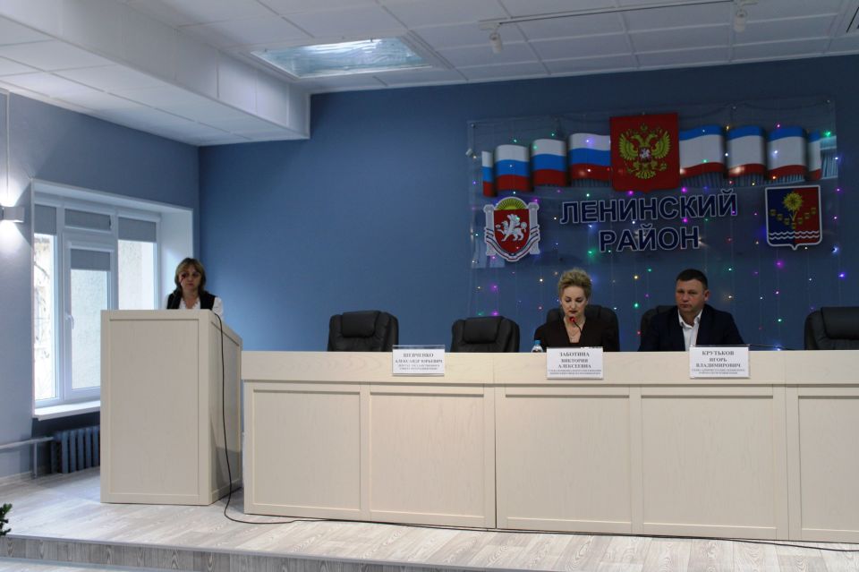Игорь Крутьков: Принял участие в 26-м заседании сессии Ленинского районного совета, которое проходило под председательством главы муниципального образования-Председателя Ленинского районного совета Виктории Заботиной Игорь Крутьков: Принял участие в 26-м заседании сессии Ленинского районного совета, которое проходило под председательством главы муниципального образования-Председателя Ленинского районного совета Виктории Заботиной