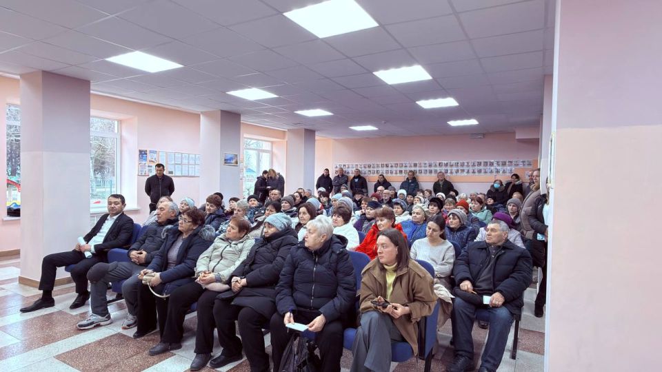 ����� ������: ���������� � �������� �.�������� � �.��������