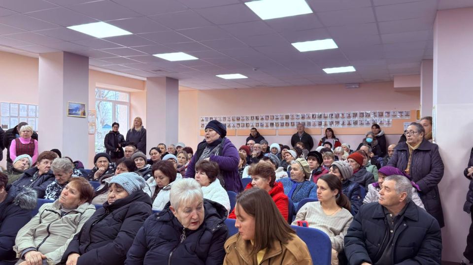 ����� ������: ���������� � �������� �.�������� � �.��������