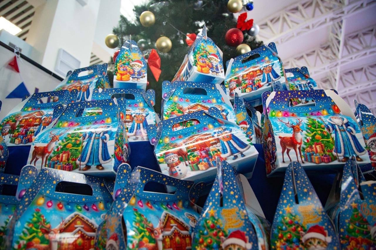 Владимир Константинов:. «Парламентская ёлка» — наше традиционное мероприятие Владимир Константинов:. «Парламентская ёлка» — наше традиционное мероприятие