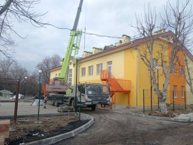 Прокуратура Белогорского района контролирует строительство детского сада в селе Лечебном