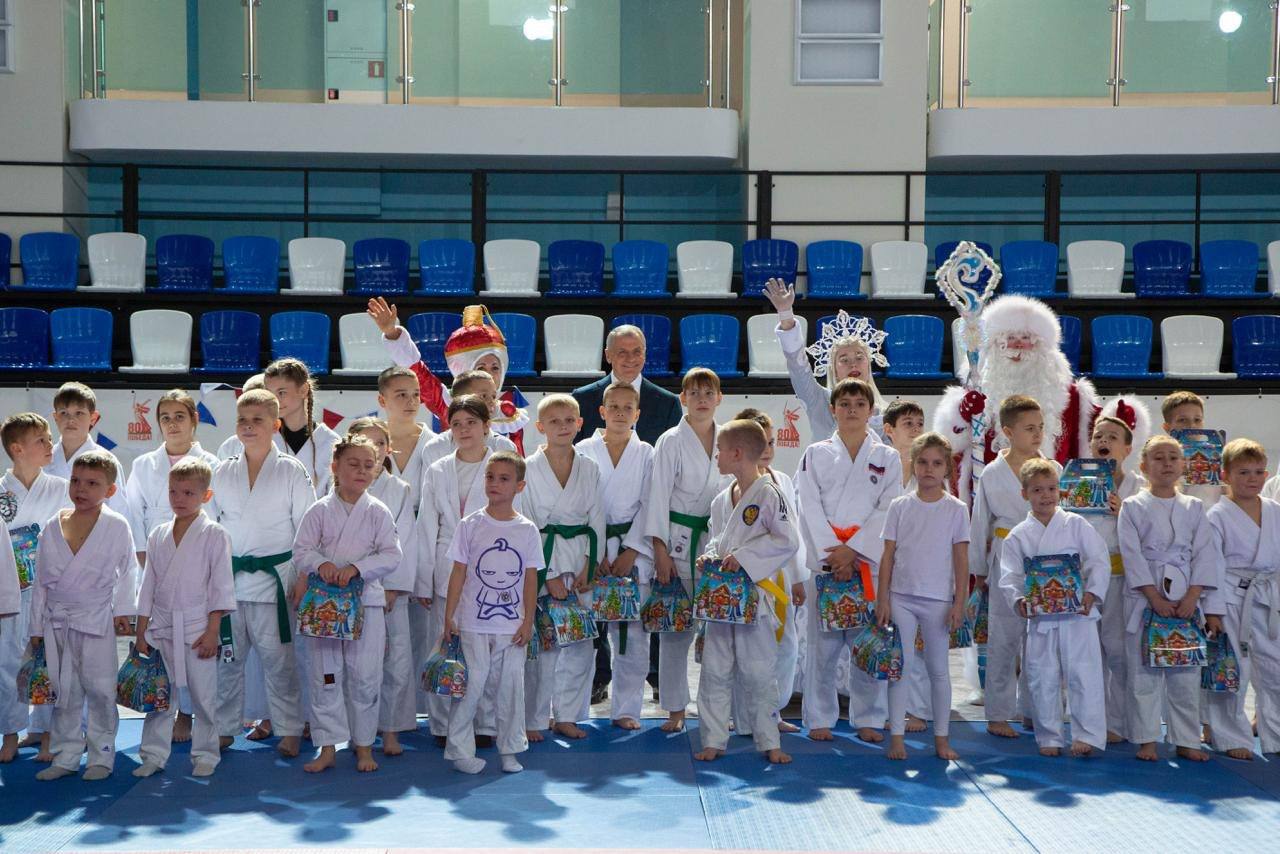 Владимир Константинов:. «Парламентская ёлка» — наше традиционное мероприятие Владимир Константинов:. «Парламентская ёлка» — наше традиционное мероприятие