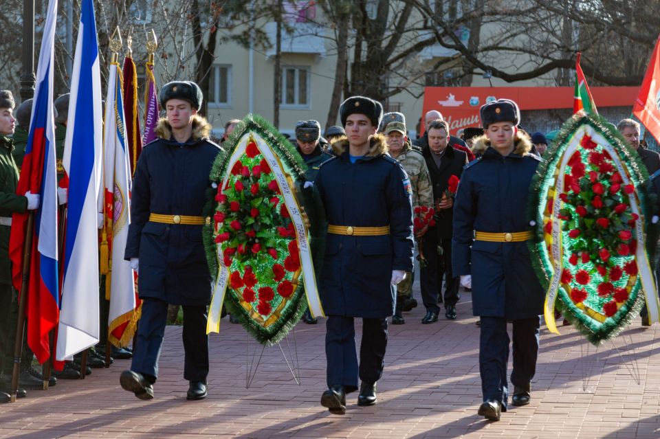 � ����� ������� ������ ������-������������������