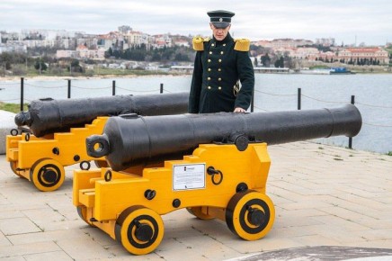 Пушки времен Крымской войны, которые служили кнехтами в Балаклаве, еще могут стрелять