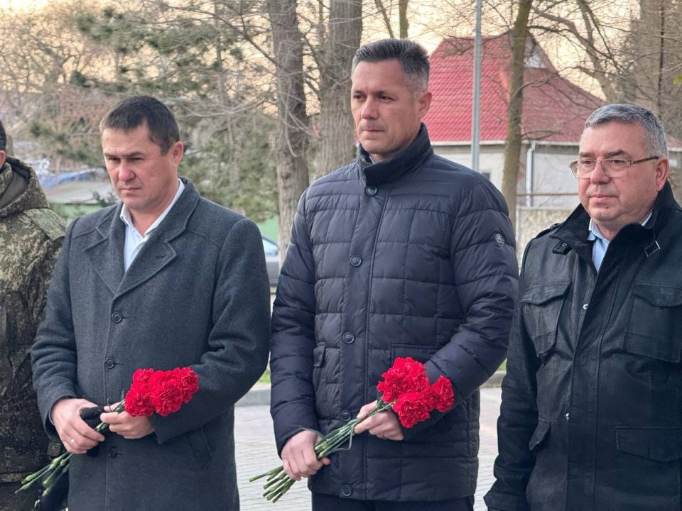 ��������� �������: 25 ������� � �������� � �������� ���� � ����� �������