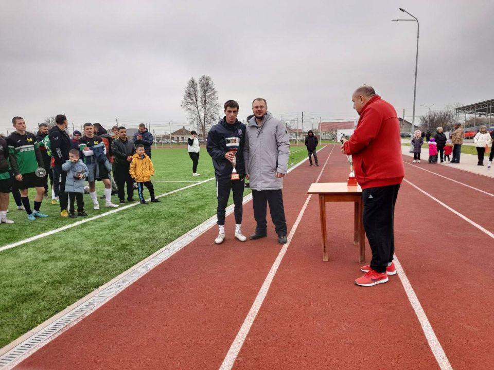 ����� ������: � ����� ������ �� ���������� ������ ���������� ��������� �� ������� ����� ������� ������