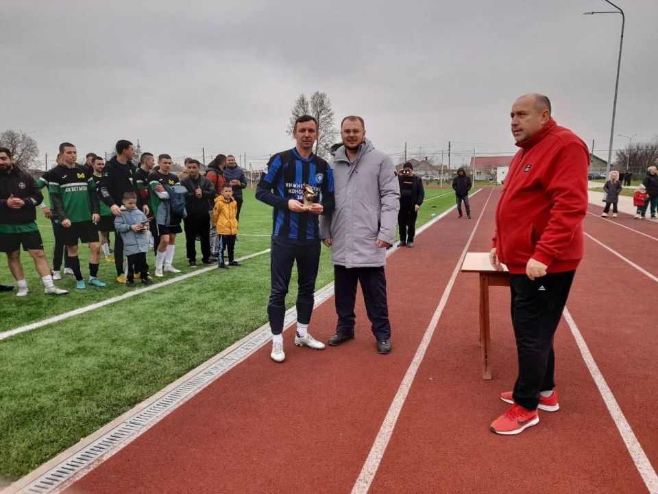 ����� ������: � ����� ������ �� ���������� ������ ���������� ��������� �� ������� ����� ������� ������