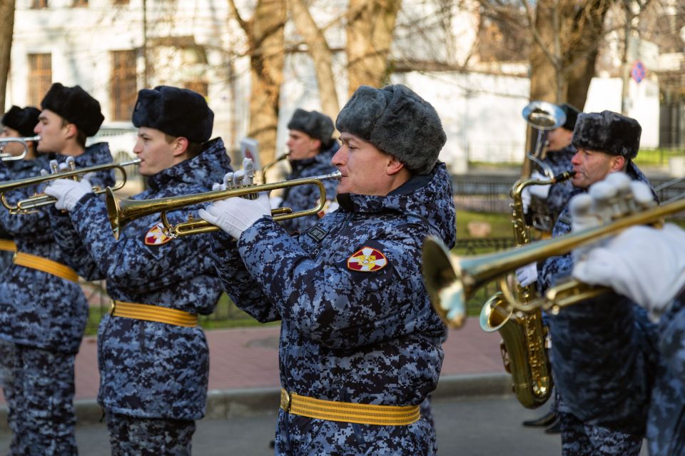 � ����� ������� ������ ������-������������������