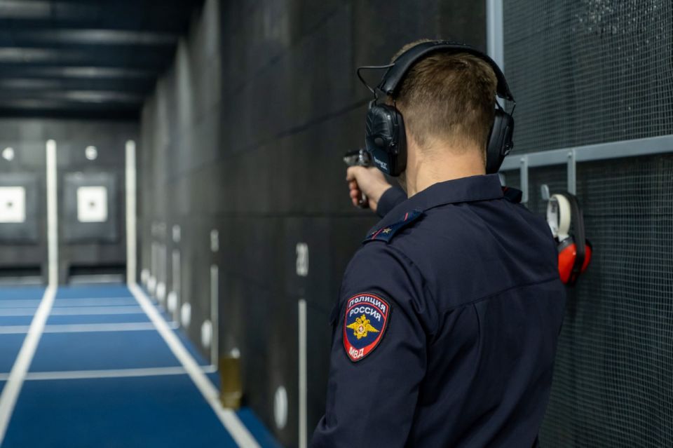 В УМВД России по г. Севастополю прошли межведомственные командные соревнования по стрельбе из боевого ручного стрелкового оружия «Памяти мастера спорта СССР Ф.Ф. Можаева» В УМВД России по г. Севастополю прошли межведомственные командные соревнования по стрельбе из боевого ручного стрелкового оружия «Памяти мастера спорта СССР Ф.Ф. Можаева»