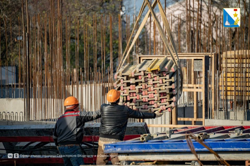 Почти половину квартир в новом доме по программе «Доступное жилье» уже выкупили севастопольцы Почти половину квартир в новом доме по программе «Доступное жилье» уже выкупили севастопольцы