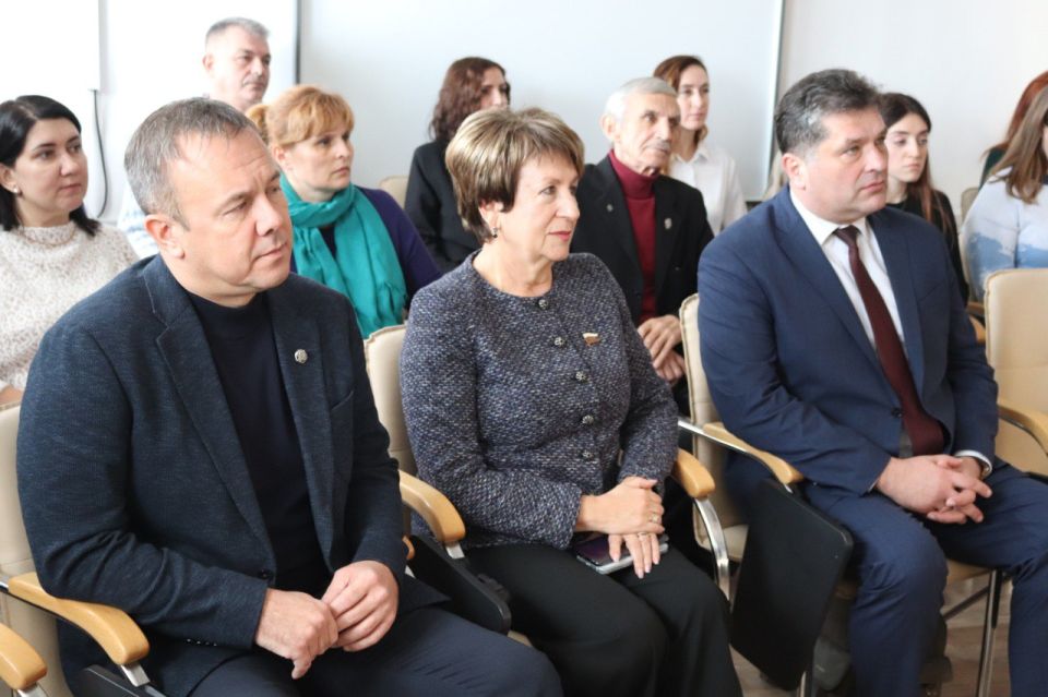 Екатерина Алтабаева: Побывала в Севастопольском государственном университете на открытии музея, посвященного событиям Специальной военной операции Екатерина Алтабаева: Побывала в Севастопольском государственном университете на открытии музея, посвященного событиям Специальной военной операции