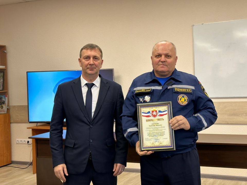 В преддверии Дня спасателя Российской Федерации в МЧС Республики Крым состоялось ещё одно торжественное награждение В преддверии Дня спасателя Российской Федерации в МЧС Республики Крым состоялось ещё одно торжественное награждение