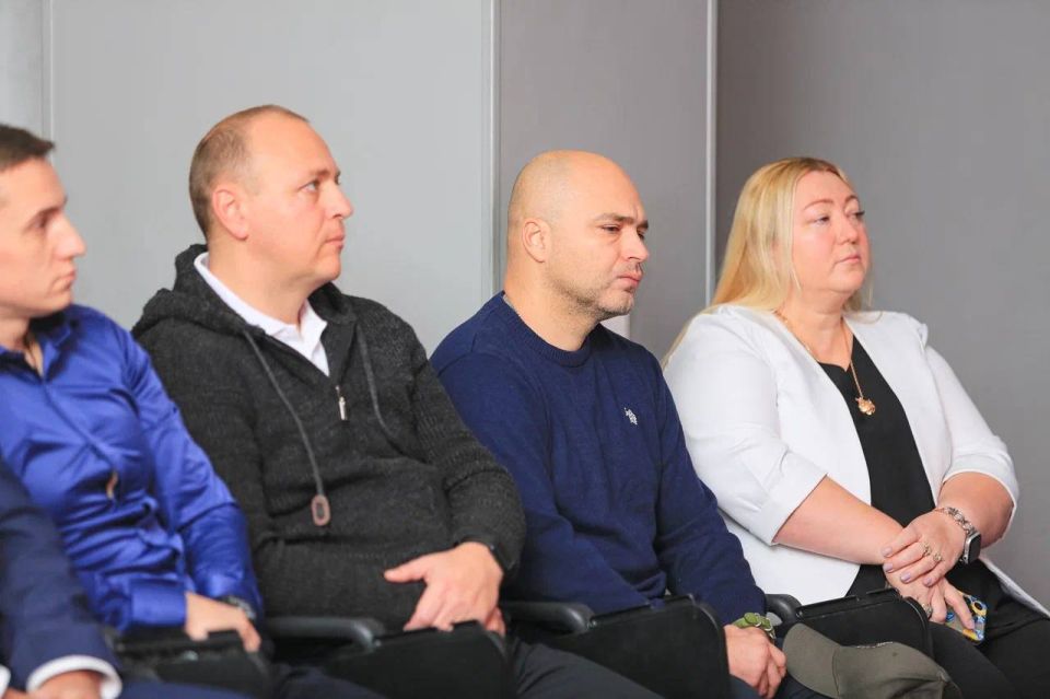 В Республике Крым подвели итоги работы Федерации кикбоксинга Республики Крым за 2025 год В Республике Крым подвели итоги работы Федерации кикбоксинга Республики Крым за 2025 год