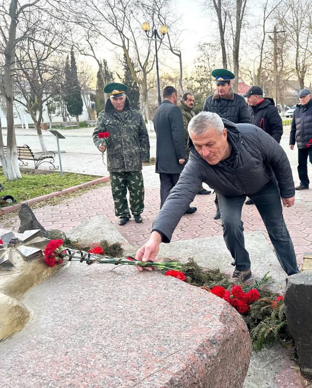 ��������� �������: 25 ������� � �������� � �������� ���� � ����� �������