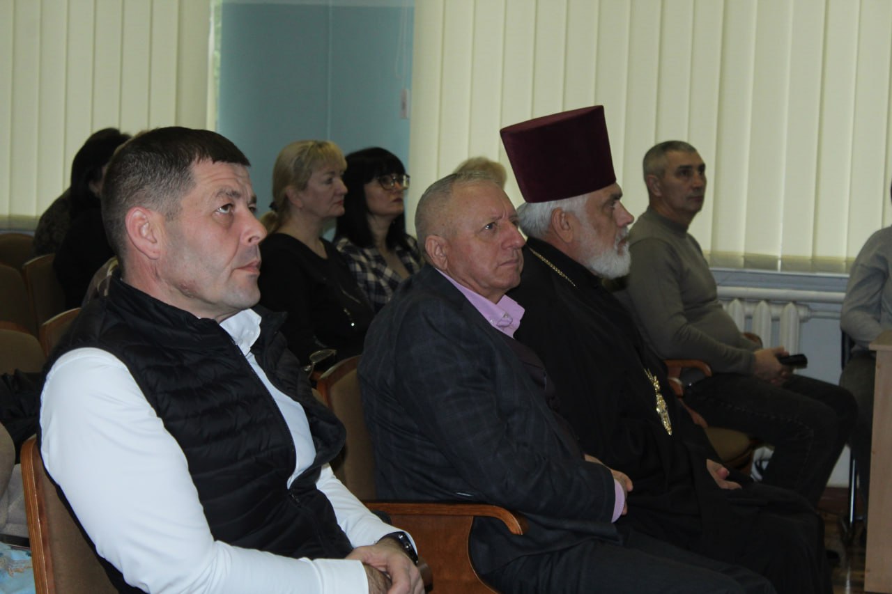 26 декабря состоялось 34-е (внеочередное) заседание Советского районного совета под руководством председателя Советского районного совета Виктории Грицай 26 декабря состоялось 34-е (внеочередное) заседание Советского районного совета под руководством председателя Советского районного совета Виктории Грицай