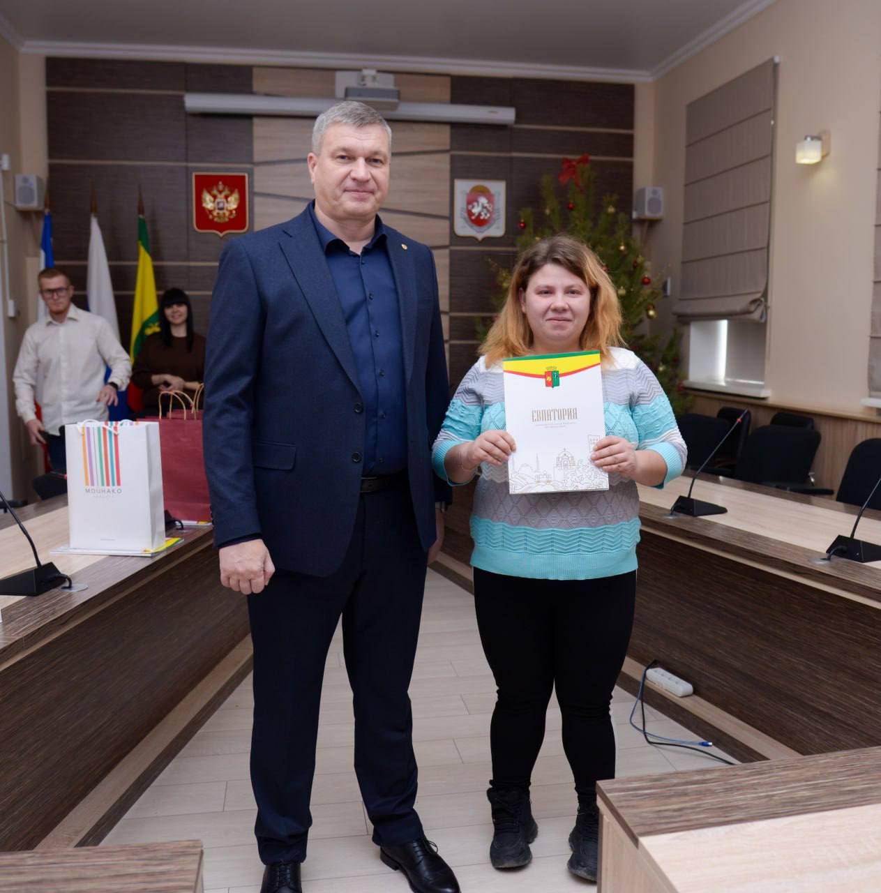 Александр Юрьев: Сегодня ещё 7 евпаторийцев стали собственниками квартир в новых, современных и красивых домах Александр Юрьев: Сегодня ещё 7 евпаторийцев стали собственниками квартир в новых, современных и красивых домах