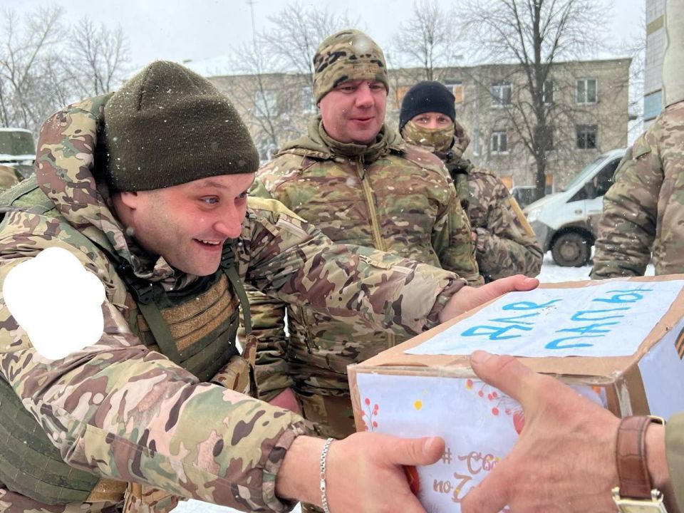 Из Севастополя в зону СВО отправили благотворительную помощь Из Севастополя в зону СВО отправили благотворительную помощь