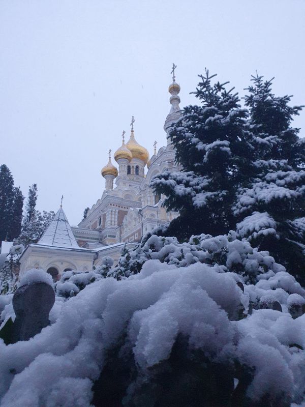 ����� ��������: ����� 300 ������� � 12 ������ ������� ���������� � ������ ����������� ��������� � ������� ����