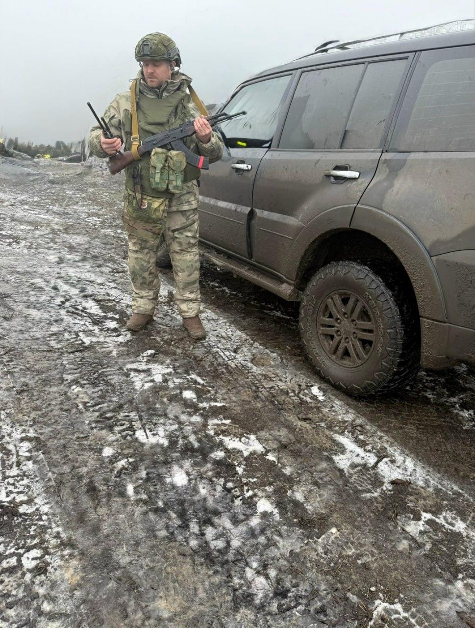Выполняя боевые задачи, мы здесь собрались абсолютно разные — по характеру, национальности, взглядам на жизнь