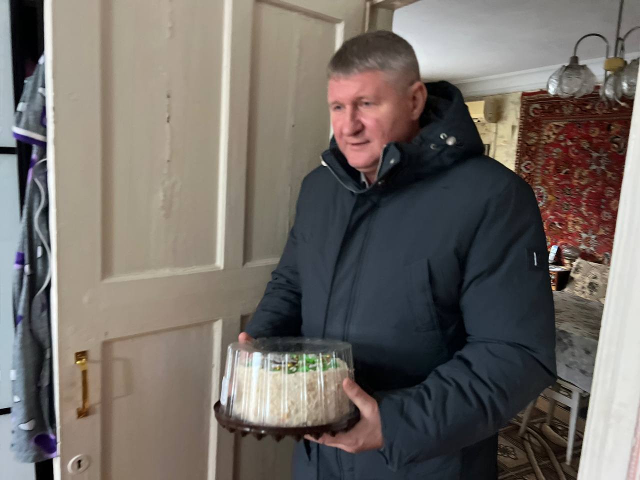 В канун новогодних праздников особые слова благодарности и самые тёплые поздравления адресованы ветеранам Великой Отечественной войны В канун новогодних праздников особые слова благодарности и самые тёплые поздравления адресованы ветеранам Великой Отечественной войны