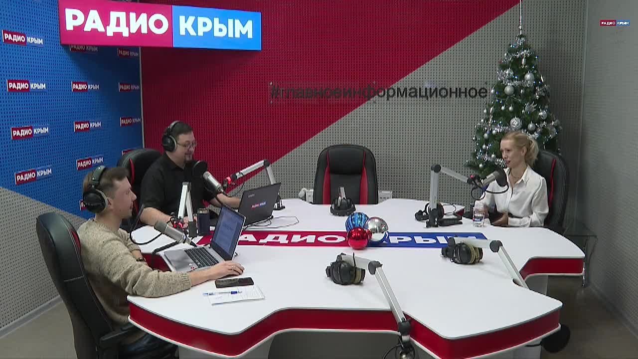 Диетолог рассказала, чем опасно переедание в новогоднюю ночь