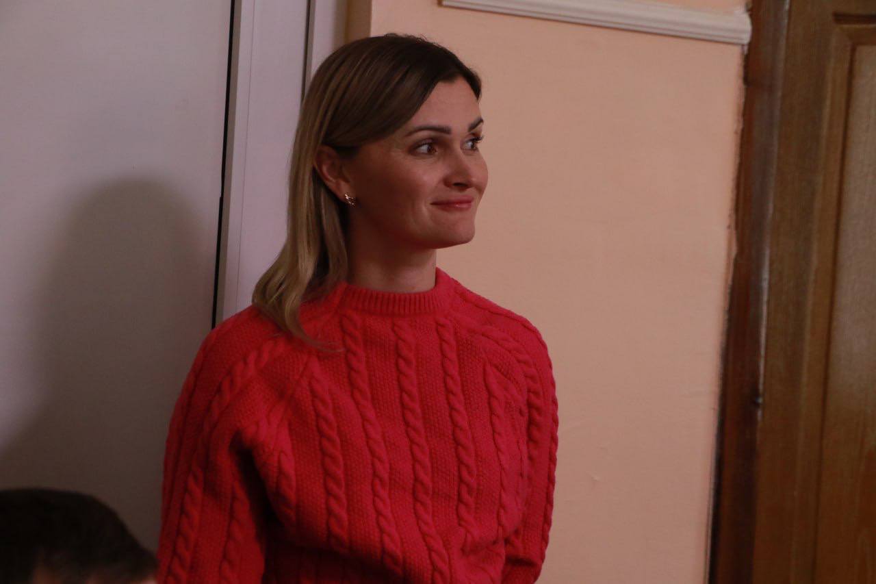 Ольга Урайкина: В преддверии новогодних праздников с гуманитарной помощью и всеми любимыми настольными играми посетила военный госпиталь