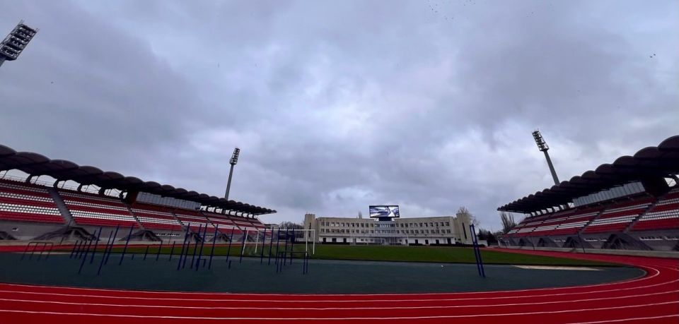 В Керчи торжественно открыли стадион им. 50-летия Октября после масштабного обновления В Керчи торжественно открыли стадион им. 50-летия Октября после масштабного обновления