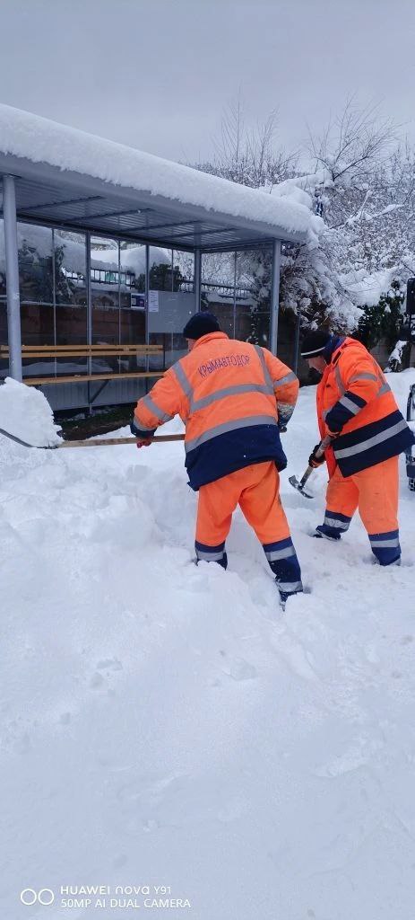 Анжелика Ястребова: Заместитель Андрей Падалко в течение дня объезжает Качинскую и Бельбекскую долину Анжелика Ястребова: Заместитель Андрей Падалко в течение дня объезжает Качинскую и Бельбекскую долину
