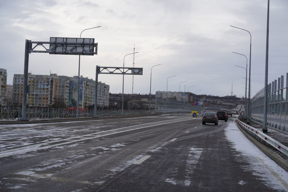 В Керчи торжественно запустили рабочее движение по обновленному путепроводу на шоссе Героев Сталинграда В Керчи торжественно запустили рабочее движение по обновленному путепроводу на шоссе Героев Сталинграда