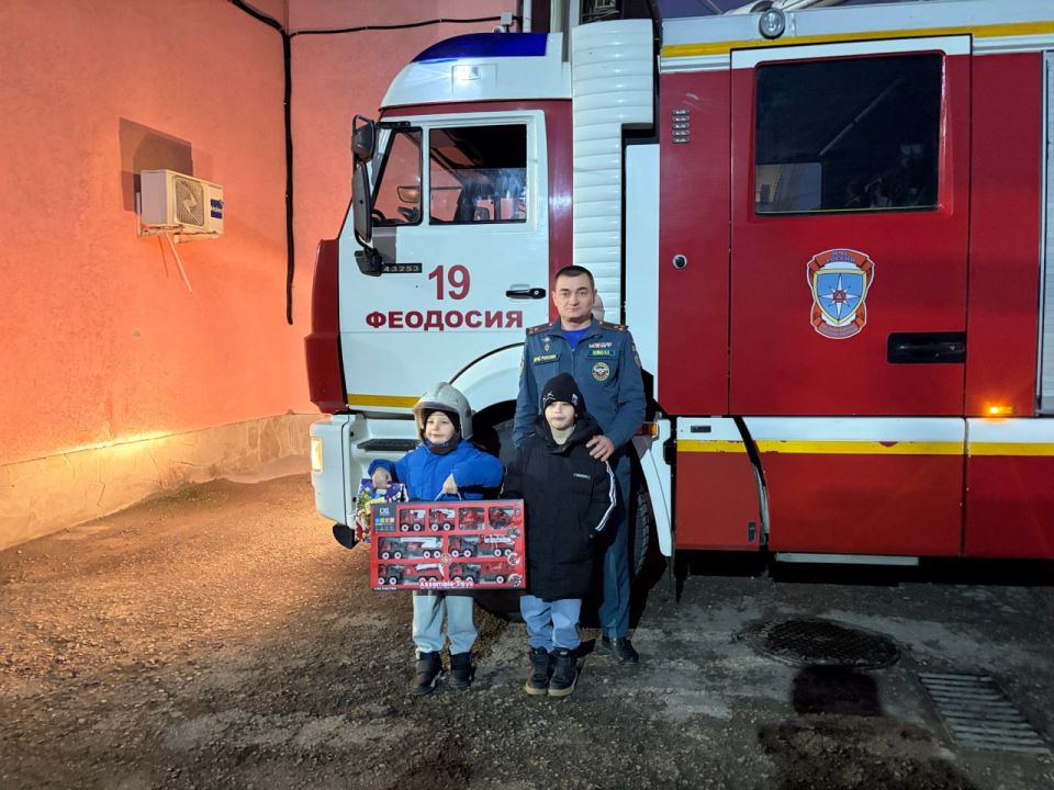 Предновогодние дни традиционное время исполнения детских желаний Предновогодние дни традиционное время исполнения детских желаний